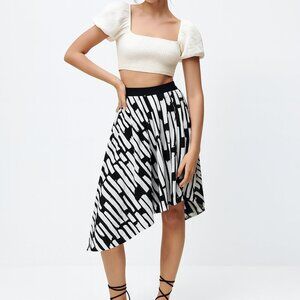 NWT Topshop Asymmetrical Midi Skirt US 2 Abstract Black White Modernist